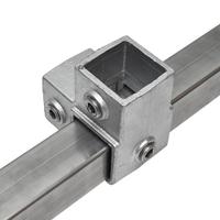 Buiskoppeling Hoekstuk doorlopende staander - vierkant - 40 mm